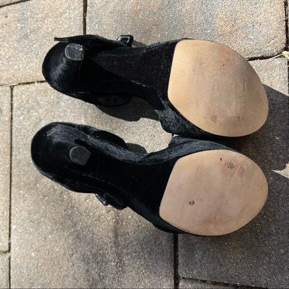 Zara black velvet platform heels size 7 - Picture 4 of 4